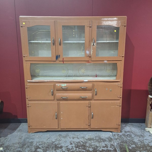 Lot 116 - KITCHEN DRESSER