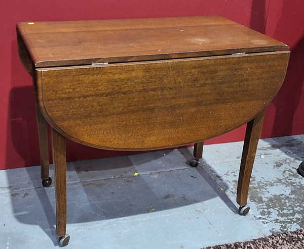Lot 61 - DROPSIDE TABLE