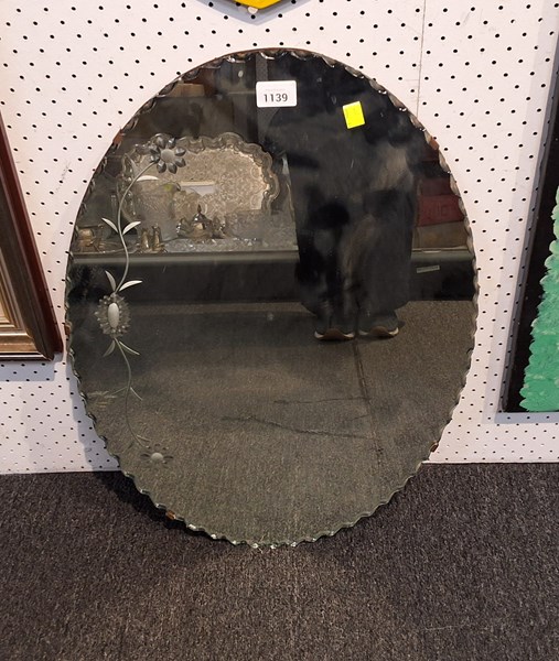 Lot 1139 - HANGING MIRROR