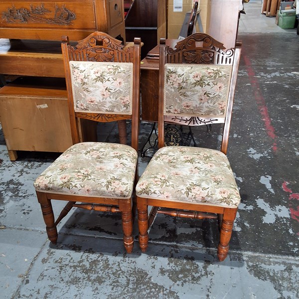 Lot 190 - SIDE CHAIRS