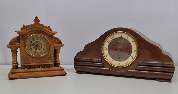 Lot 1326 - MANTEL CLOCKS