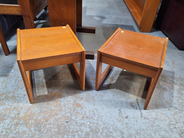 Lot 507 - END TABLES