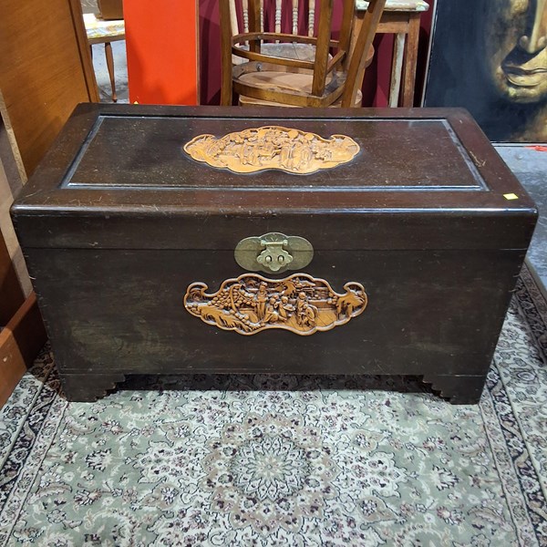Lot 20 - TRUNK