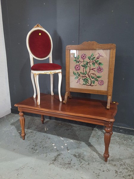 Lot 150 - FURNITURE LOT