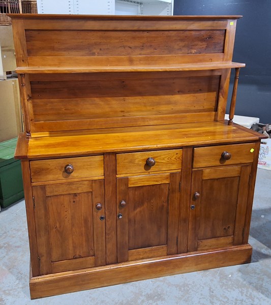 Lot 482 - KITCHEN DRESSER