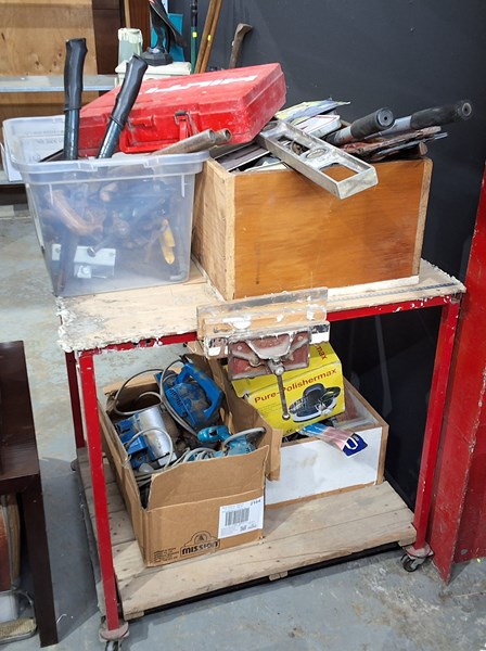 Lot 305 - WORK TROLLEY OF TOOLS