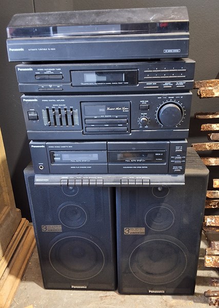 Lot 383 - PANASONIC AUDIO LOT