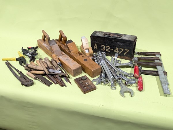 Lot 419 - HAND TOOLS