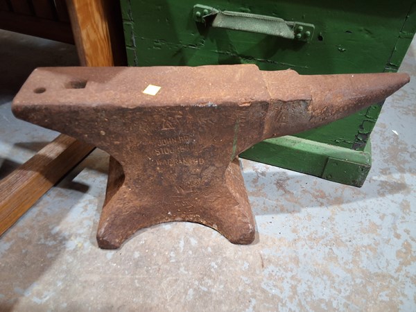 Lot 354 - ANVIL