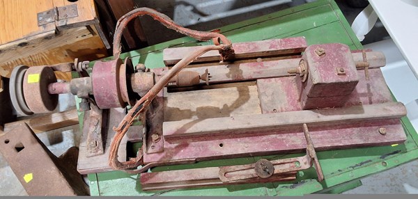 Lot 299 - LATHE