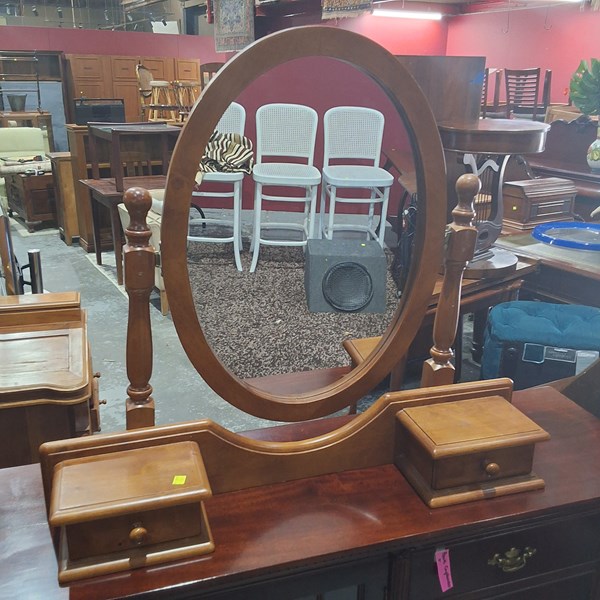 Lot 248 - DRESSER TOP