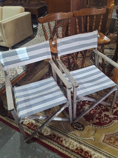 Lot 399 - CHAIR LOT