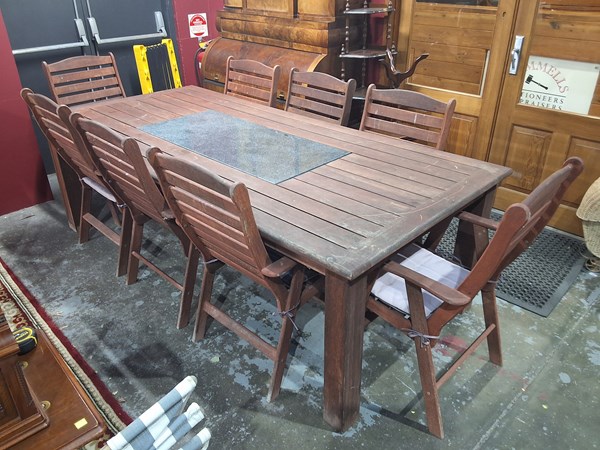 Lot 452 - OUTDOOR SETTING