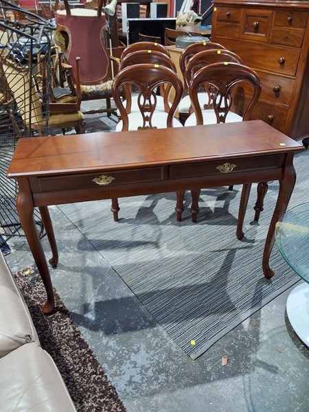 Lot 254 - HALL TABLE