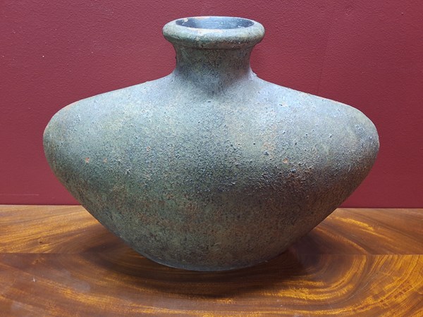 Lot 78 - VASE