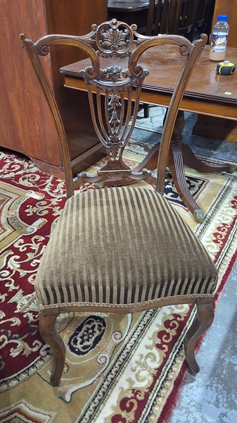 Lot 158 - DINING CHAIR