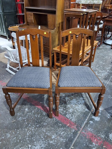 Lot 266 - DINING CHAIRS