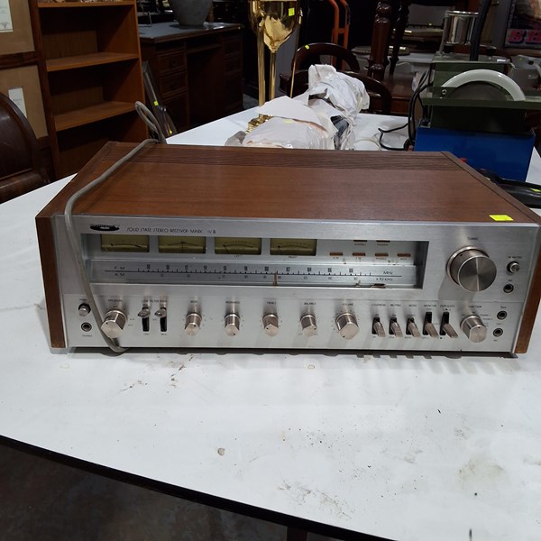 Lot 572 - RECEIVER