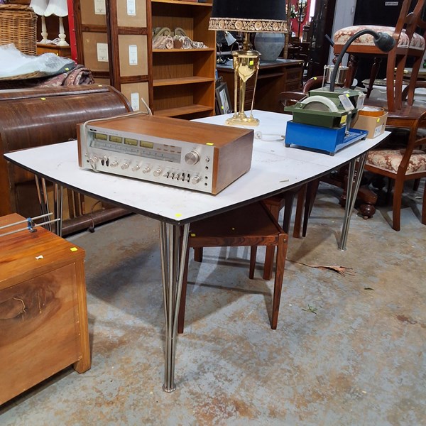 Lot 567 - DINING TABLE