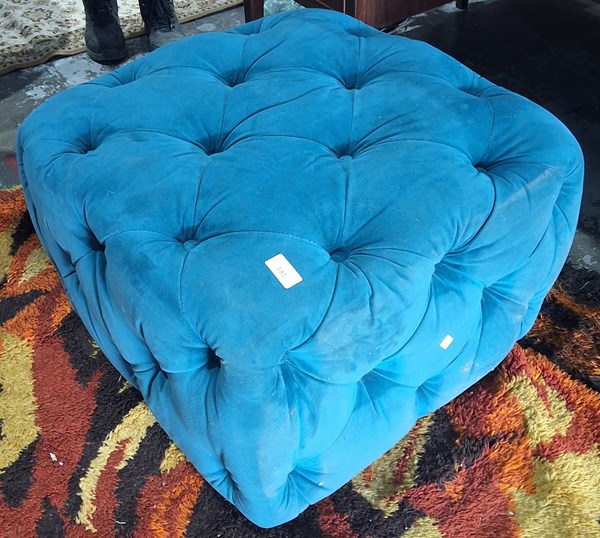 Lot 181 - OTTOMAN