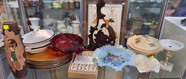 Lot 1482 - HOMEWARES