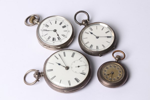 Lot 1082 - SILVER FOB WATCHES