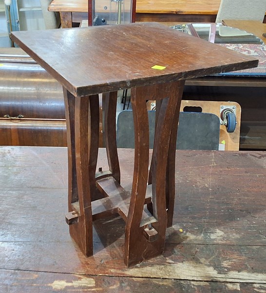 Lot 449 - SIDE TABLE