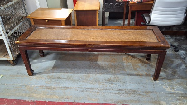 Lot 460 - COFFEE TABLE