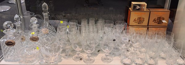 Lot 1363 - CRYSTAL AND GLASSWARE