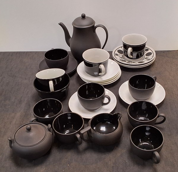 Lot 1352 - CHINAWARE
