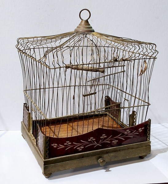 Lot 1185 - VICTORIAN BIRD CAGE