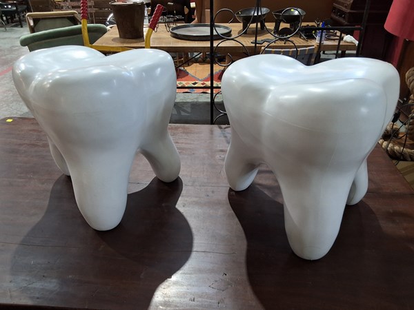 Lot 377 - MOLAR STOOLS