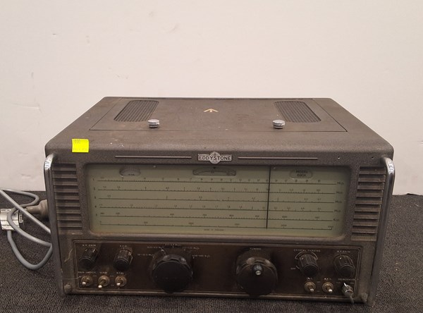 Lot 1332 - VINTAGE RADIO RECEIVER
