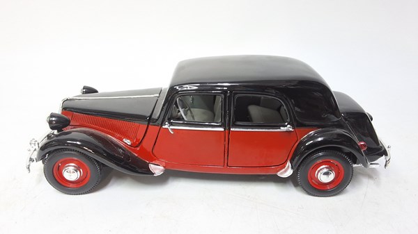 Lot 1419 - MODEL CAR