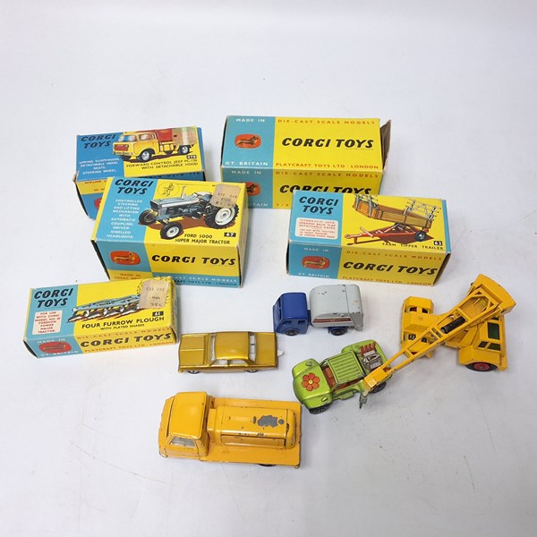 Lot 1225 - TOYS