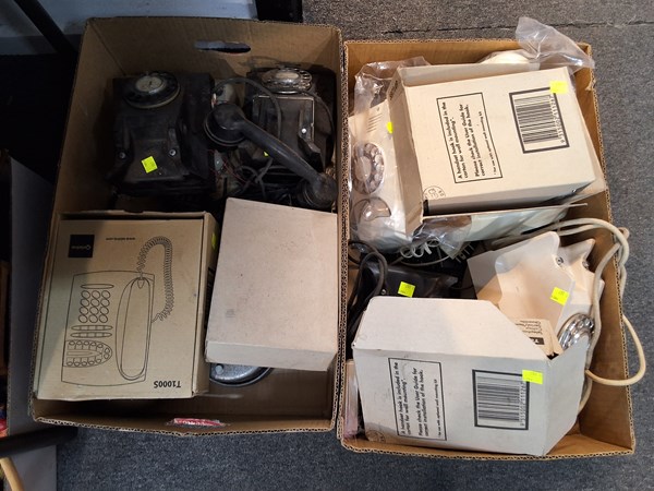 Lot 1474 - TELEPHONES