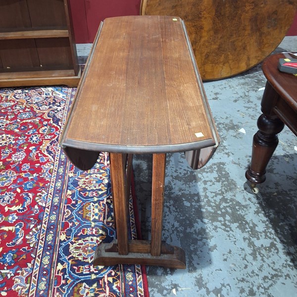 Lot 122 - DROPSIDE TABLE