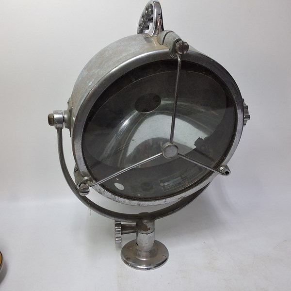 Lot 1342 - SEARCHLIGHT