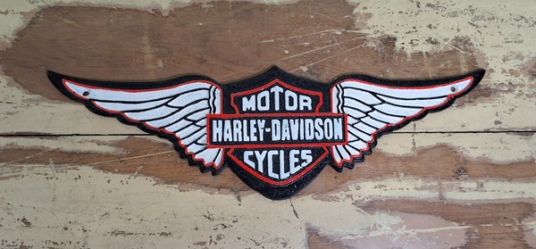 Lot 1230 - WALL PLAQUE