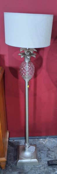Lot 192 - STANDARD LAMP