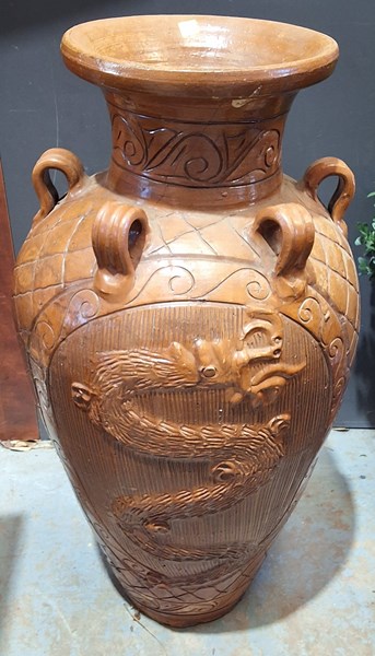 Lot 497 - CHINESE MARTABAN URN