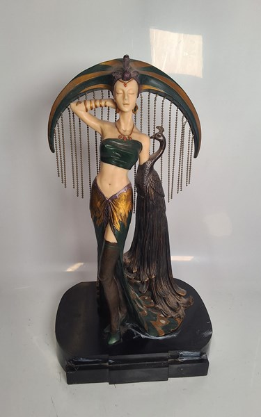 Lot 1324 - MANTEL FIGURE