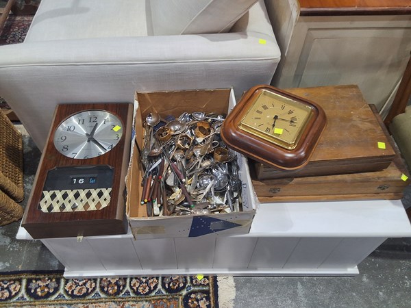 Lot 475 - CULERY CANTEEN AND CLOCKS