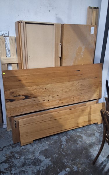 Lot 481 - BED FRAME