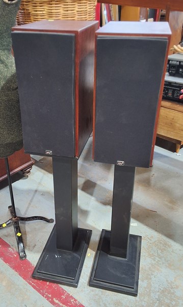 Lot 424 - HI-FI SPEAKERS