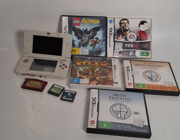 Lot 1404 - NINTENDO DS LOT