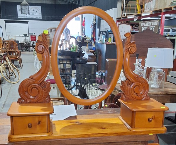 Lot 237 - DRESSING MIRROR