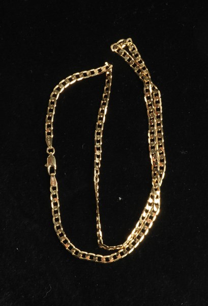 Lot 1017 - GOLD CHAIN