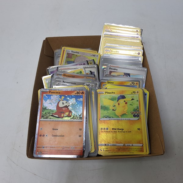 Lot 1245 - TRADING CARDS