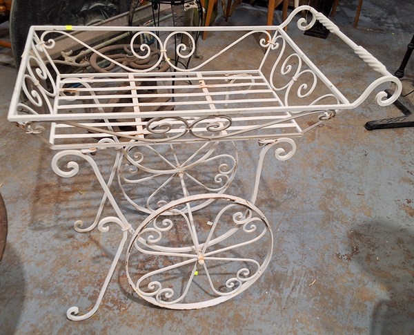 Lot 489 - FLOWER CART